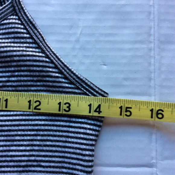 Essentials by Full Tilt 2 Tank Top Small & Med - Picture 7 of 15